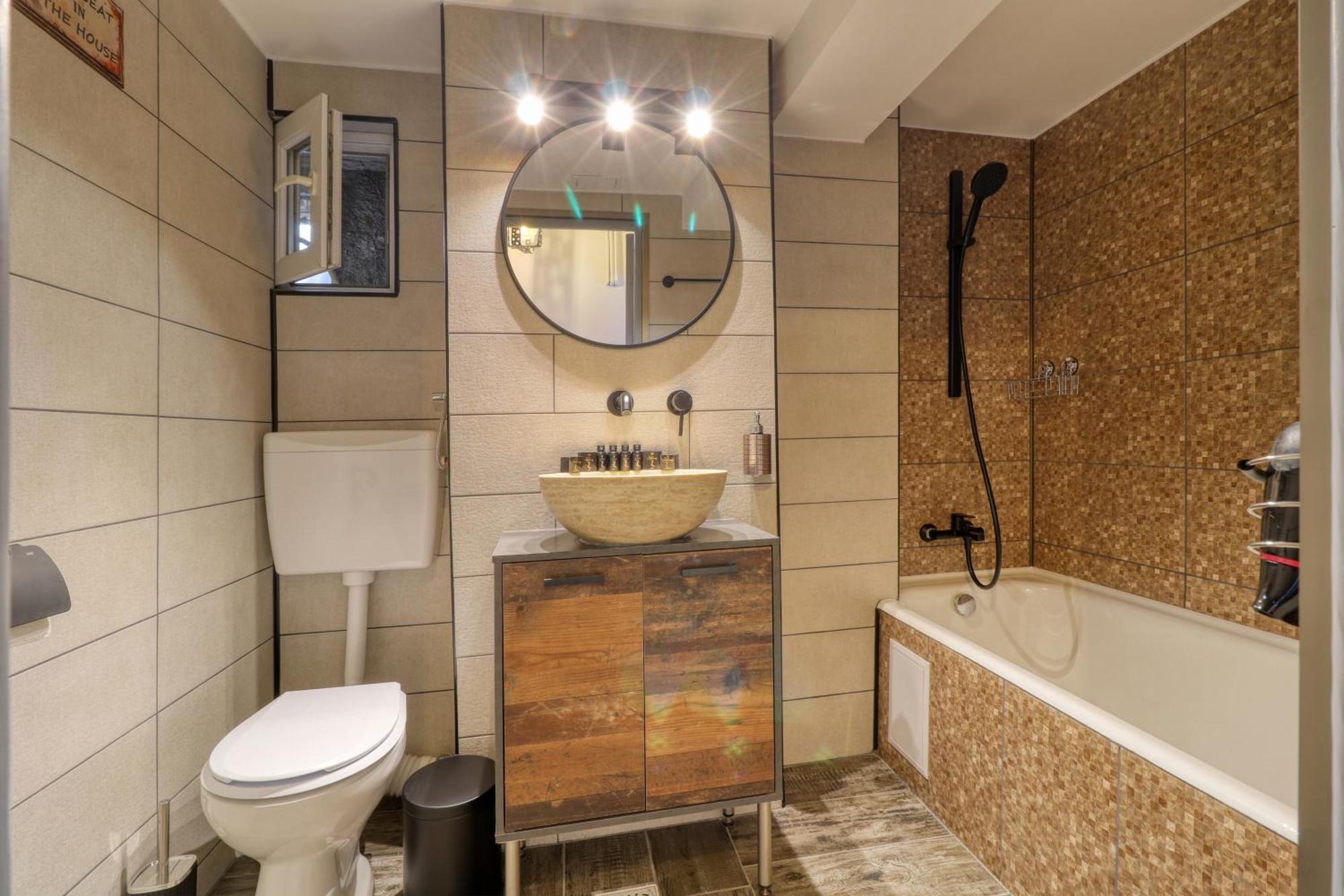 Rdi Elegance Apartment Downtown บูคาเรสต์ ภายนอก รูปภาพ