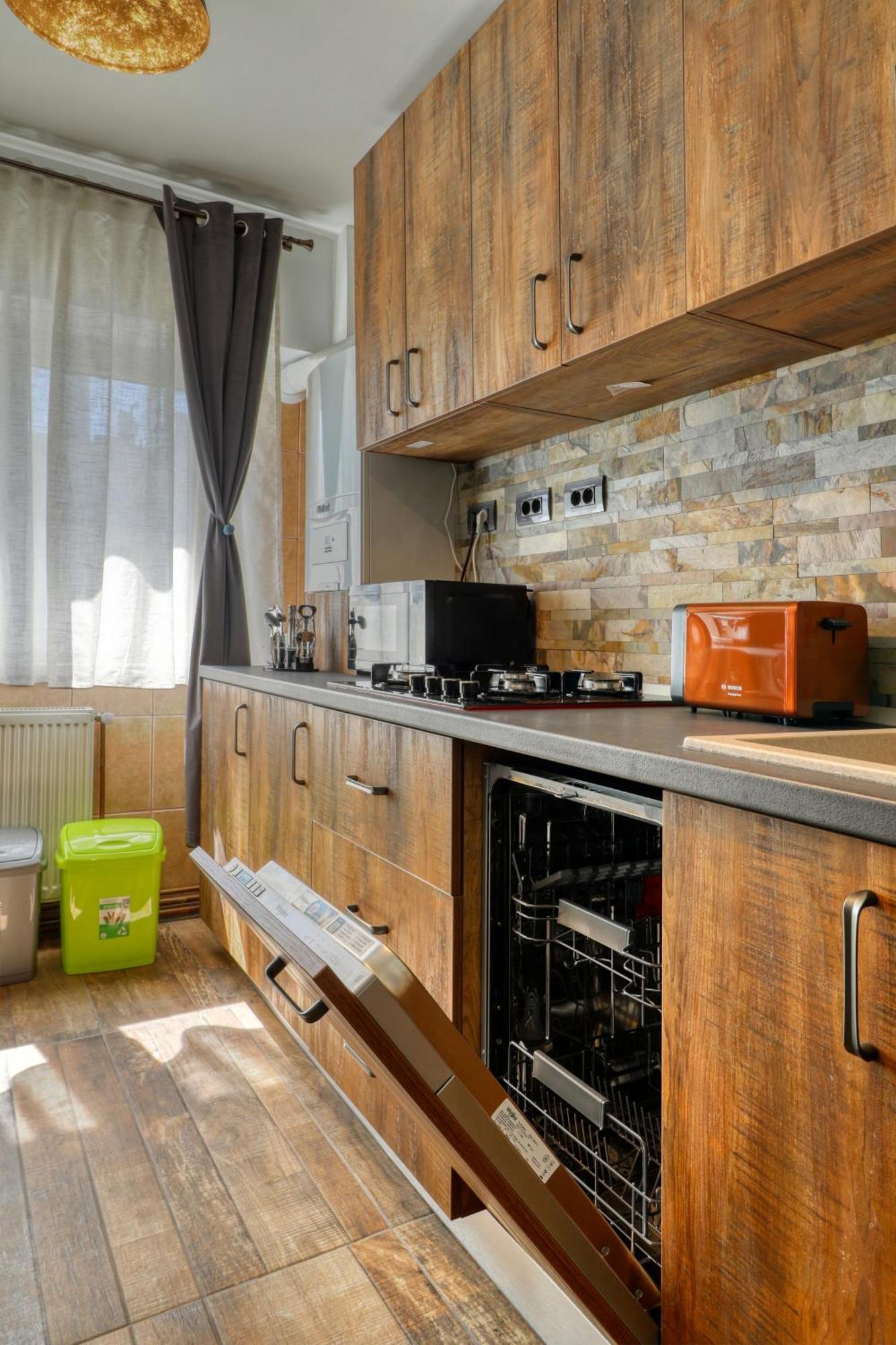 Rdi Elegance Apartment Downtown บูคาเรสต์ ภายนอก รูปภาพ