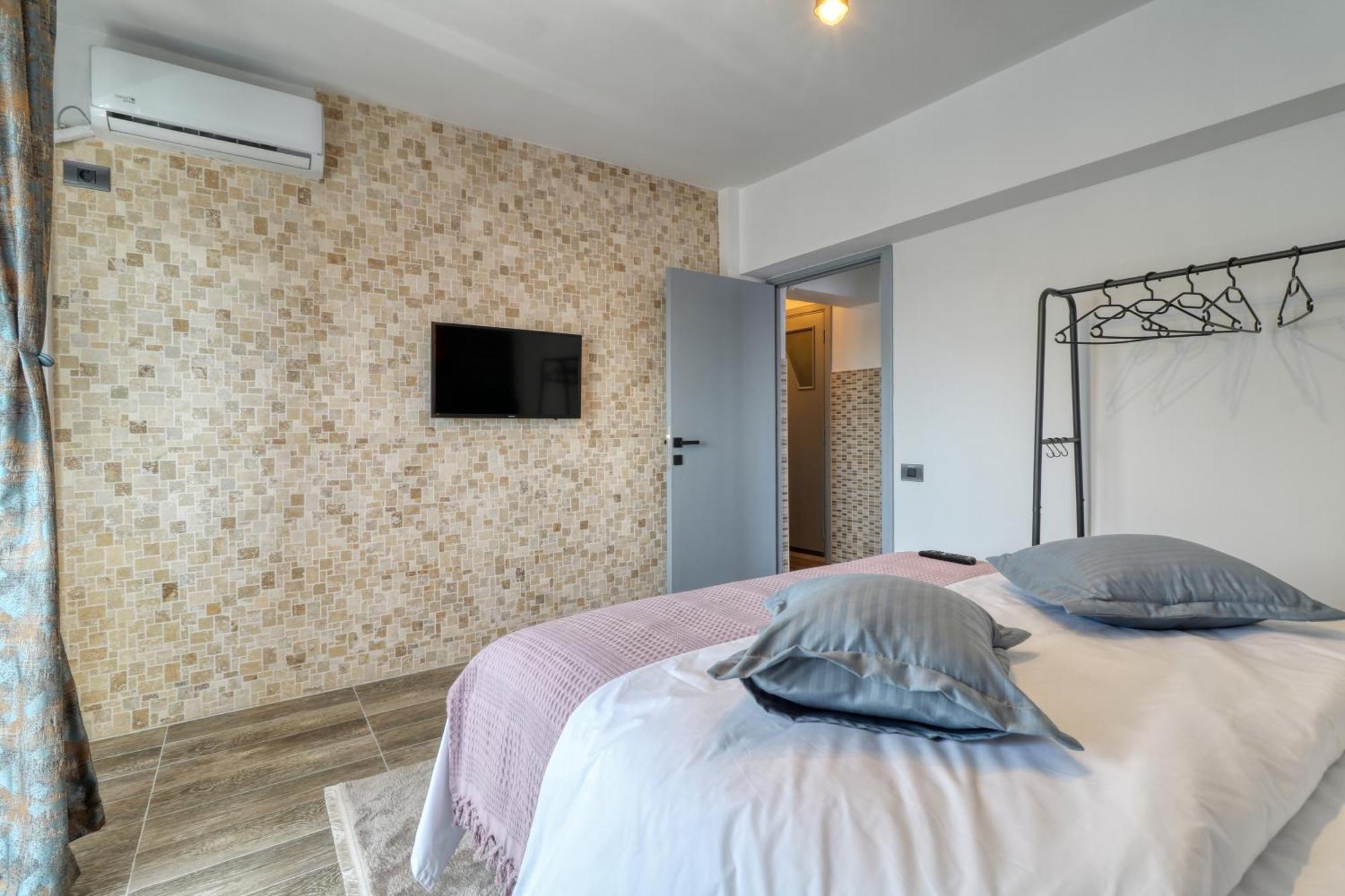 Rdi Elegance Apartment Downtown บูคาเรสต์ ภายนอก รูปภาพ
