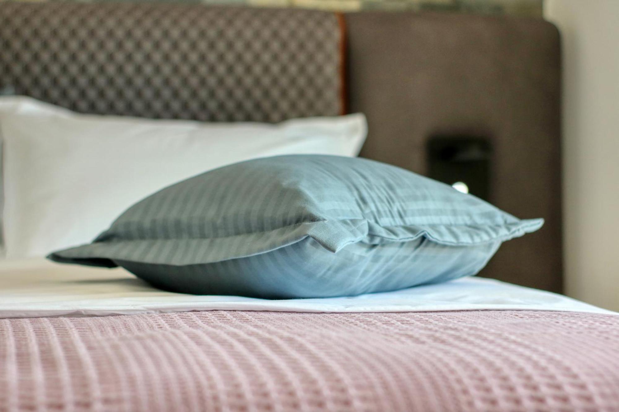 Rdi Elegance Apartment Downtown บูคาเรสต์ ภายนอก รูปภาพ