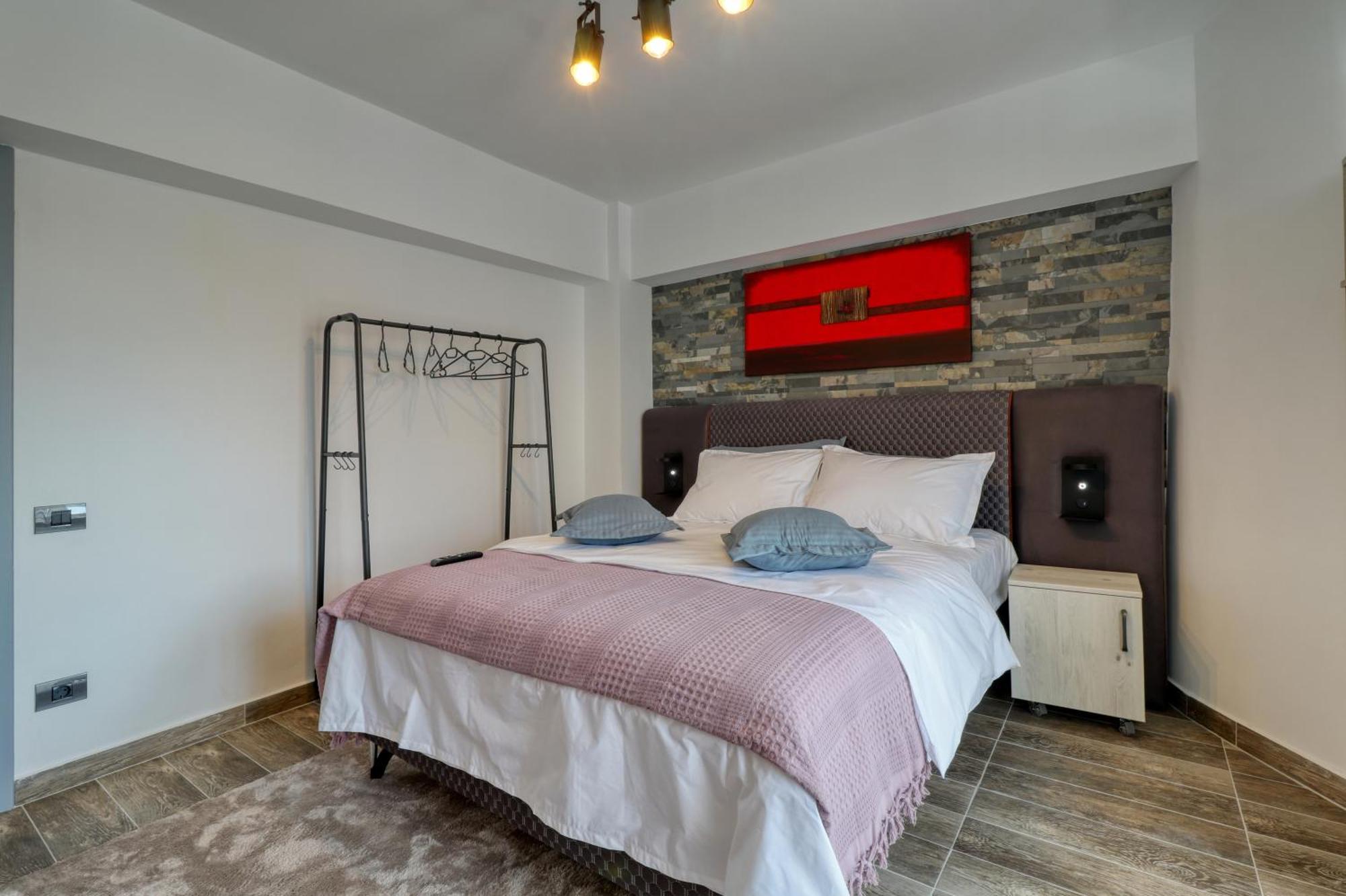 Rdi Elegance Apartment Downtown บูคาเรสต์ ภายนอก รูปภาพ